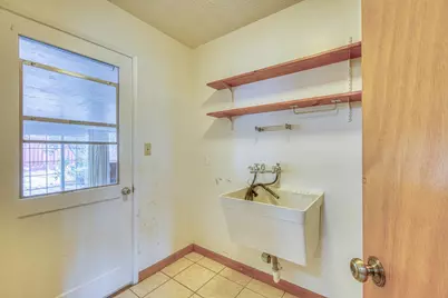 875 Suiter St, Hollister, CA 95023 - Photo 11