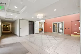 555 10th St 102, Oakland, CA 94607 - Photo 7