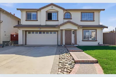 1040 Bison Way, Salinas, CA 93905 - Photo 1