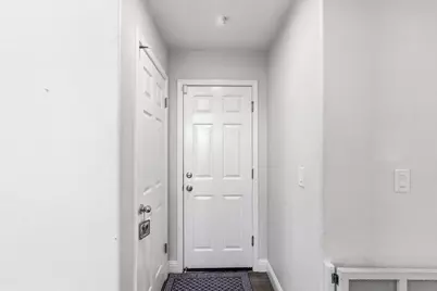 1040 Bison Way, Salinas, CA 93905 - Photo 9
