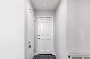 1040 Bison Way, Salinas, CA 93905 - Photo 9