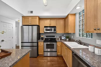 800 N 8th St 324, San Jose, CA 95112 - Photo 15
