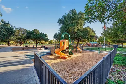 800 N 8th St 324, San Jose, CA 95112 - Photo 53