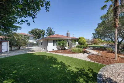 8 Toledo Ct, Burlingame, CA 94010 - Photo 49