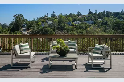8 Toledo Ct, Burlingame, CA 94010 - Photo 53