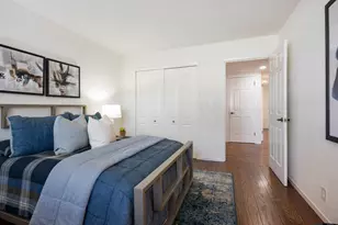 8 Toledo Ct, Burlingame, CA 94010 - Photo 27