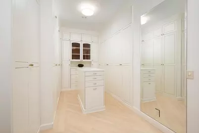 100 Southdown Ct, Hillsborough, CA 94010 - Photo 15