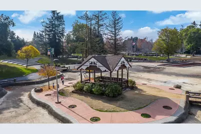 22944 Longdown Rd, Cupertino, CA 95014 - Photo 97