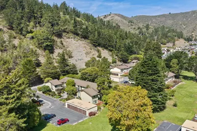 1089 Oddstad Blvd, Pacifica, CA 94044 - Photo 31