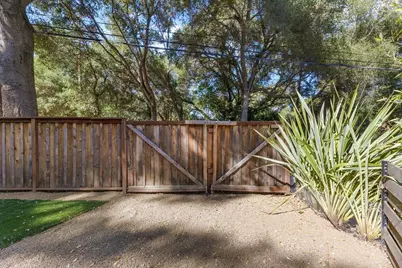 770 Everett Ave, Palo Alto, CA 94301 - Photo 39