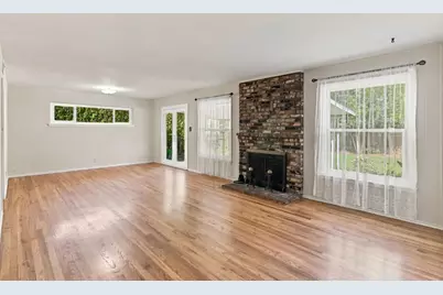 1010 S Baywood Ave, San Jose, CA 95128 - Photo 9