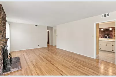 1010 S Baywood Ave, San Jose, CA 95128 - Photo 11