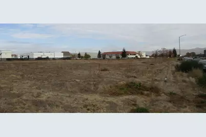 2300 Bert Dr, Hollister, CA 95023 - Photo 5