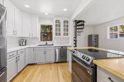18143 Gloria Ct, Los Gatos, CA 95033 - Photo 11