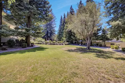 1031 Crestview Dr 216, Mountain View, CA 94040 - Photo 35