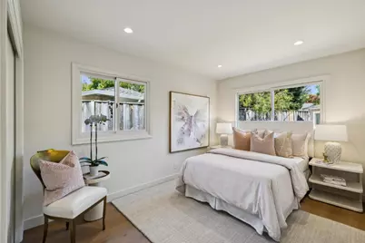 160 Lois Ln, Palo Alto, CA 94303 - Photo 13
