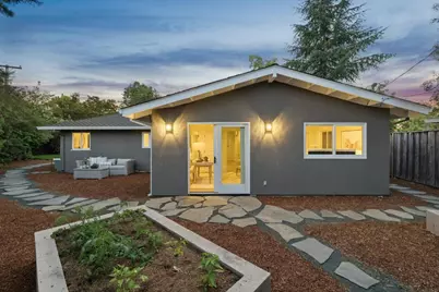 160 Lois Ln, Palo Alto, CA 94303 - Photo 21