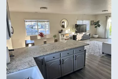 507 E Lake Ave, Watsonville, CA 95076 - Photo 9