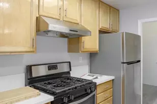 609 Arcadia Ter 104, Sunnyvale, CA 94085 - Photo 3