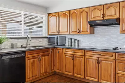 27603 Barcelona Ave, Hayward, CA 94545 - Photo 13