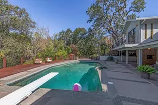 14847 Fruitvale Ave, Saratoga, CA 95070 - Photo 47