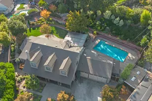 19551 Braemar Ct, Saratoga, CA 95070 - Photo 29