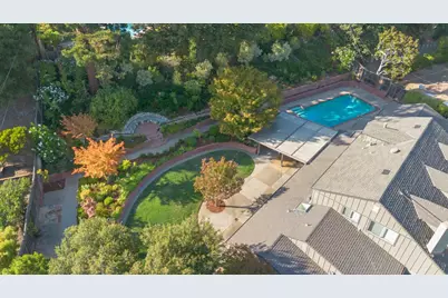 19551 Braemar Ct, Saratoga, CA 95070 - Photo 27