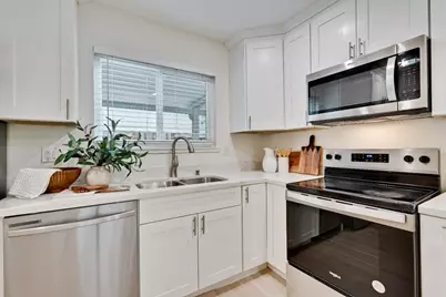 2047 Montecito Ave 7, Mountain View, CA 94043 - Photo 5