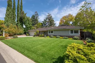 1624 Newcastle Dr, Los Altos, CA 94024 - Photo 3