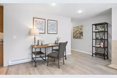 1945 Mount Vernon Ct 5, Mountain View, CA 94040 - Photo 9