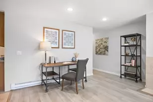 1945 Mount Vernon Ct 5, Mountain View, CA 94040 - Photo 9