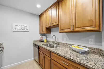 1945 Mount Vernon Ct 5, Mountain View, CA 94040 - Photo 13