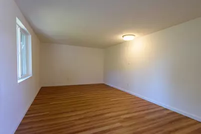 535 E Meadow Dr, Palo Alto, CA 94306 - Photo 19