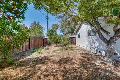 208 Whirlaway Dr, San Jose, CA 95111 - Photo 47