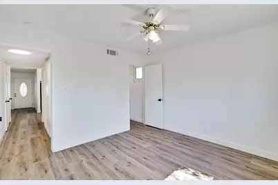 208 Whirlaway Dr, San Jose, CA 95111 - Photo 23