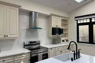 546 Oxford Ave, Palo Alto, CA 94306 - Photo 29
