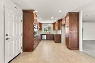 3410 Jennifer Way, San Jose, CA 95124 - Photo 11