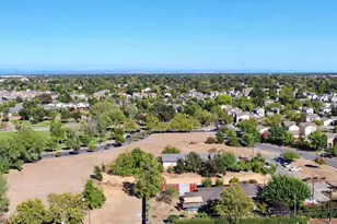 371 Ford Rd, Sacramento, CA 95838 - Photo 7
