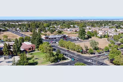 371 Ford Rd, Sacramento, CA 95838 - Photo 5