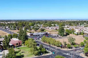 371 Ford Rd, Sacramento, CA 95838 - Photo 5