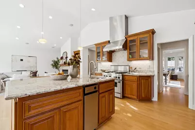 124 Yerba Santa Ave, Los Altos, CA 94022 - Photo 23