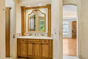12500 Corbetta Ln, Los Altos Hills, CA 94022 - Photo 69