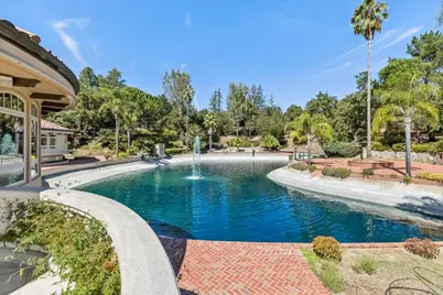12500 Corbetta Ln, Los Altos Hills, CA 94022 - Photo 91