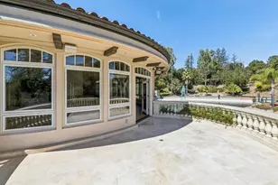12500 Corbetta Ln, Los Altos Hills, CA 94022 - Photo 37