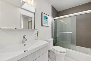 Meade Ave, San Francisco, CA 94124 - Photo 29