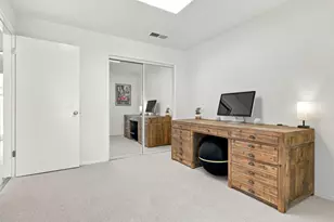 Meade Ave, San Francisco, CA 94124 - Photo 17