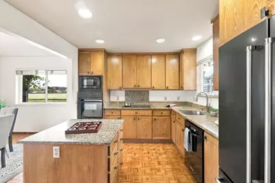 610 Aquarius Ln, Foster City, CA 94404 - Photo 19