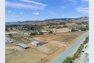 2055 Rucker Ave, Gilroy, CA 95020 - Photo 3