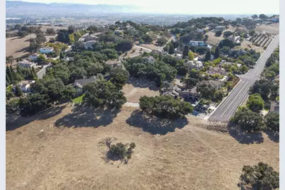 2391 Mantelli Dr, Gilroy, CA 95020 - Photo 23
