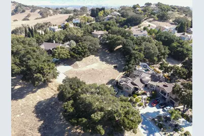 2391 Mantelli Dr, Gilroy, CA 95020 - Photo 39